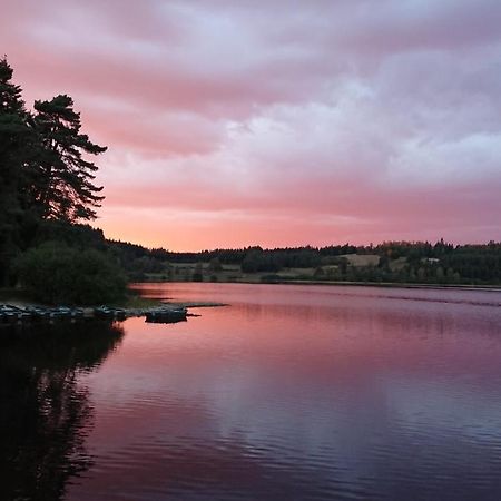 Lac De Malaguet Monlet Exterior photo