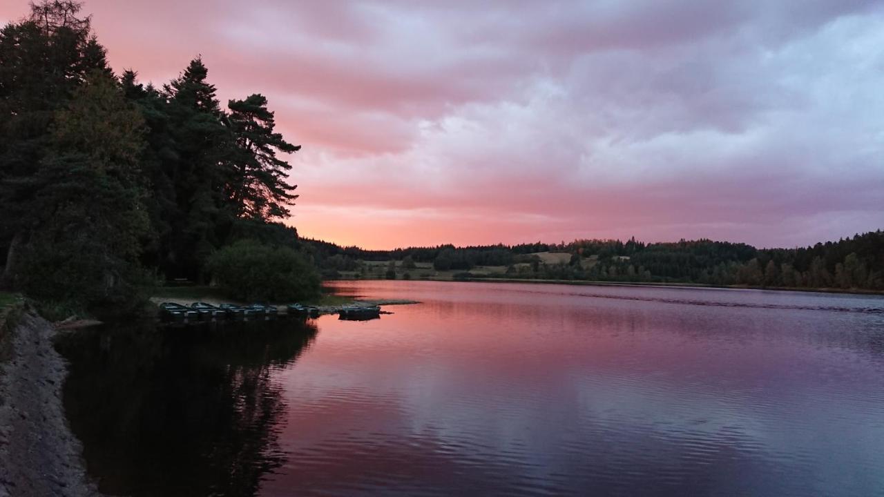 Lac De Malaguet Monlet Exterior photo